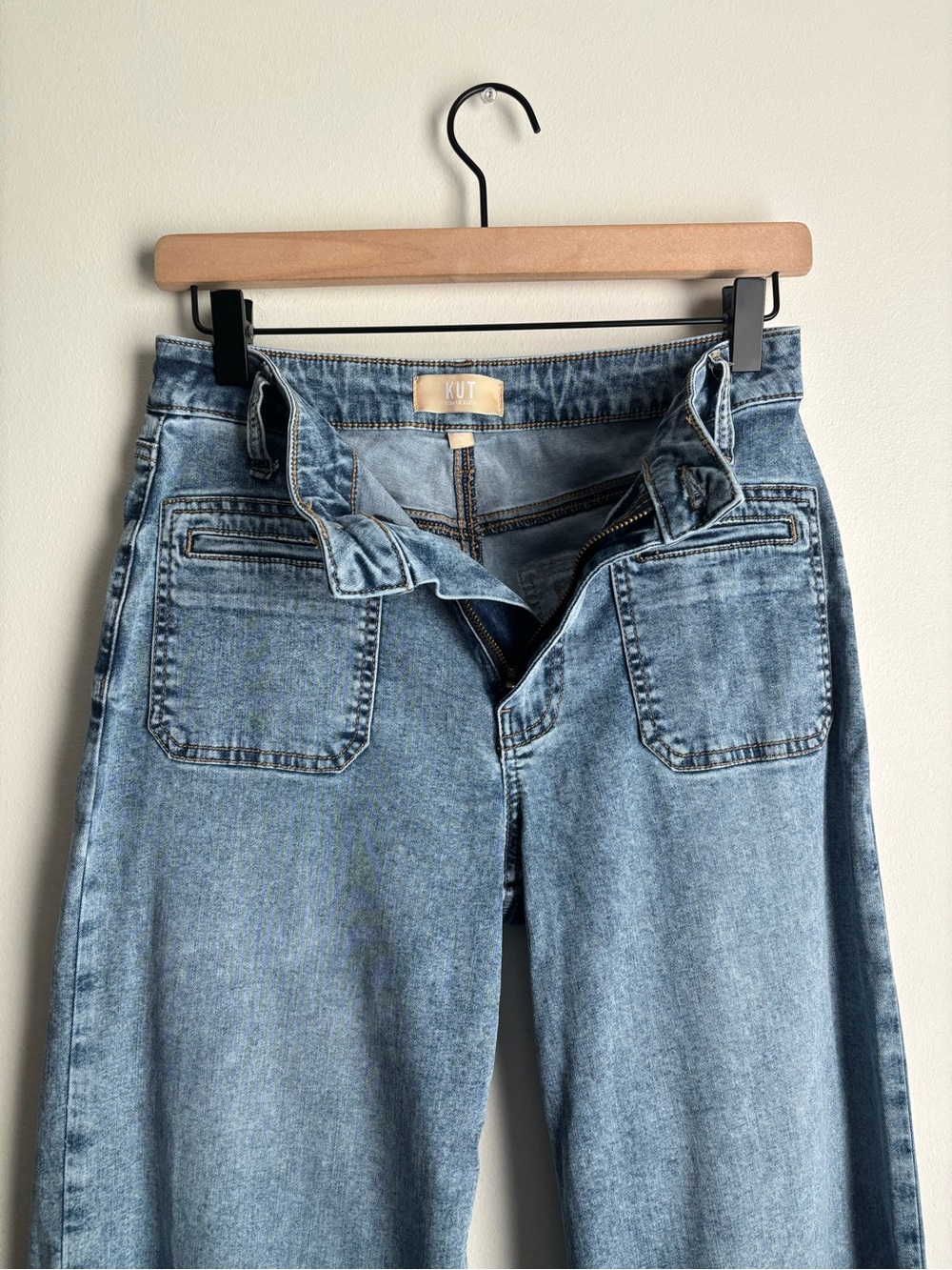 Kut from the Kloth Meg Wide Leg Jeans Size 2 High Rise Raw Hem Lyocell Stretch - Picture 5 of 15